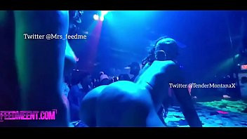 Play Viral video of ebony sluts in a strip club