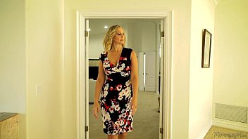 Play Stop Fucking My Friends: Part 1 - Julia Ann, Molly Mae