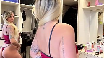 Play Tasting a very Provocative Lingerie. My content site https://soyjoy.sambaplay.tv/