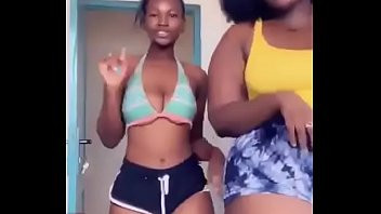 Play Gotta love some Ghanaian booties